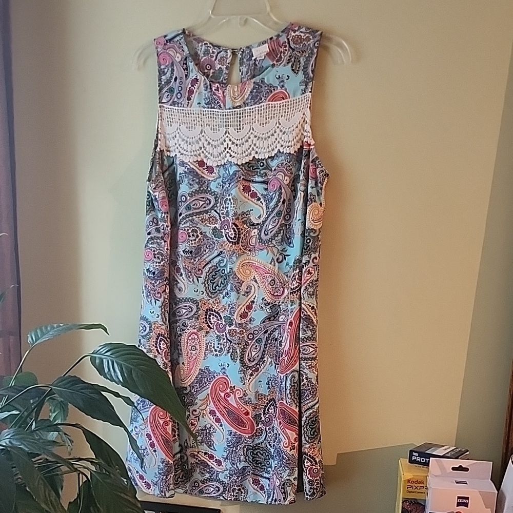 Pink Owl Multicolor Paisley Mini Dress with Lace. Crochet Lace Size LARGE